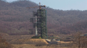 North Korea long range rocket lauNch