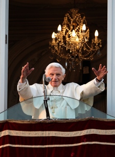 Pope Benedict XVI final public blessing retirement