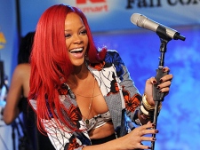 Singer Rihanna performs on ABC's "Good Morning America" on Wednesday, Nov. 17, 2010 in New York. (AP Photo/Evan Agostini)