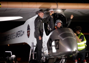 Solar-powered plane lands on first leg U.S. trip