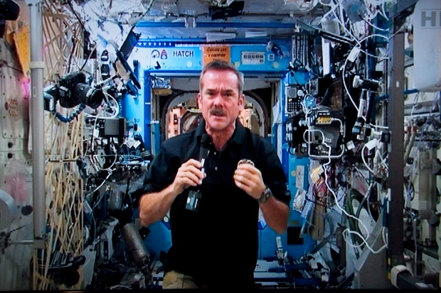 Hadfield prepares for Soyuz ride home from space