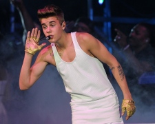 Bieber investigated for reckless driving 