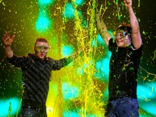 Host Justin Timberlake, left, and special guest Vince Vaughn slime the audience during the close of the 20th Annual Kids' Choice Awards in Los Angeles, on Saturday, March 31, 2007. (AP Photo/Kevork Djansezian)