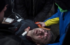 Protesters clash in Ukraine's Crimea region