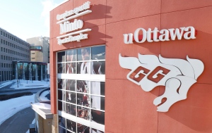 University of Ottawa men's hockey team suspended