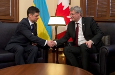 Harper meets Ukrainian ambassador in Ottawa 