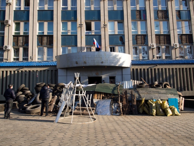 Pro-Russian activists seize government building