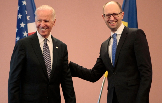 Biden meets with Ukrainian leaders