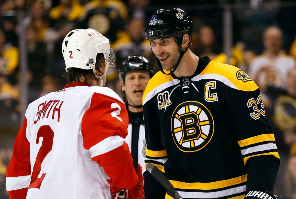 Bruins pull away in 3rd period, thump Red Wings