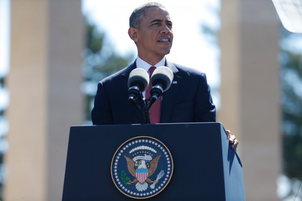 Obama speaks at D-Day ceremony