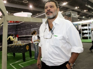 Former Brazilian soccer player Socrates Roams the soccer expo show in this July 20, 2005 file photo taken in Mexico City. Socrates, the clever playmaker who captained Brazil at the 1982 World Cup, died after suffering with an intestinal infection the Albert Einstein Hospital in Sao Paulo confirmed Sunday Dec. 4, 2011. He was 57. (AP Photo/Jose Luis Magana, File)