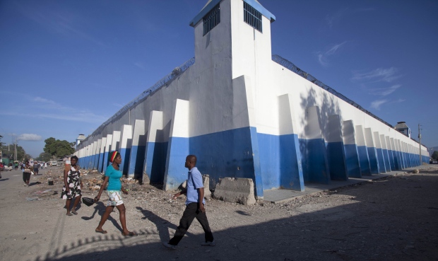 Haiti prison break 