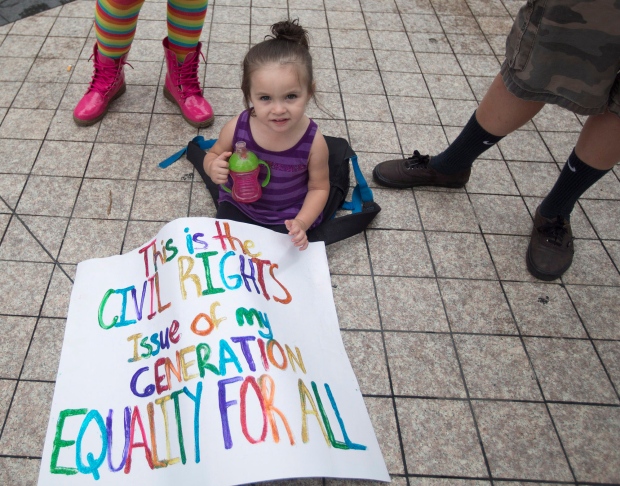 Judge Rules Fla Gay Marriage Ban Unconstitutional