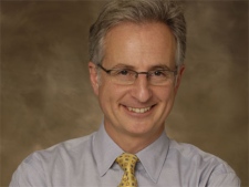 Mental health expert Dr. David Goldbloom will chat LIVE with CP24.com readers at 11:30 a.m.