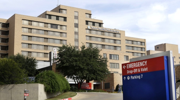 Health care worker in Texas tests positive Ebola