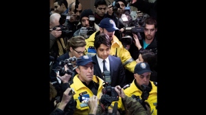 Jian Ghomeshi, court, charges, arrest