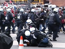Police and students clash in Montreal, Friday, April 20, 2012. (CTV)