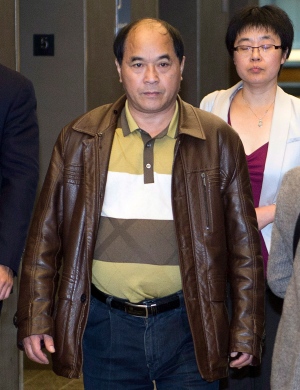 Jun Lin, father