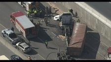 truck crash, highway 401, highway 404