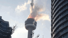 CN Tower smoke 