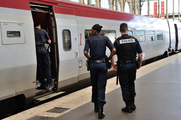 France, train, attack 