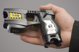 A police issued Taser is displayed at the Victoria police station in Victoria, B.C. Wednesday, May 7, 2008. (THE CANADIAN PRESS / Jonathan Hayward)