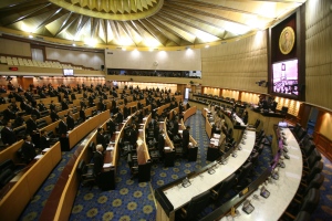 The National Legislative Assembly meeting is held at parliament in Bangkok, Thailand, Tuesday, Nov. 29, 2016. Thailand's parliament on Tuesday invited Crown Prince Vajiralongkorn to be the new king, completing a formal step for the heir apparent to take the throne following the death of his father last month. (AP Photo)
