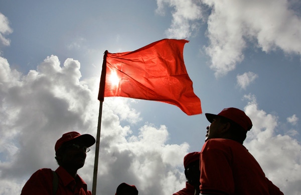 Members of Sri Lanka's Marxist Party, known as People's Liberation Front participate in a May Day rally in Colombo, Sri Lanka, Friday, May 1, 2009. (AP / Eranga Jayawardena)