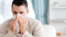 common cold symptoms sneeze 