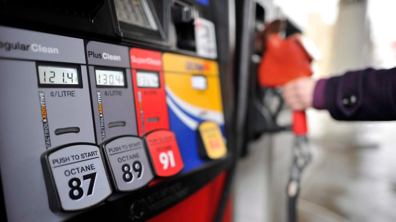 Ontario announces gas tax cut extension
