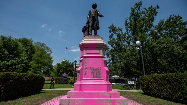 Macdonald statue