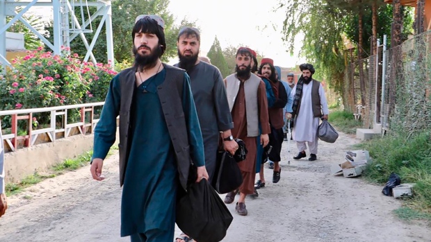Taliban prisoners