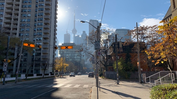 Warm fall weather Toronto