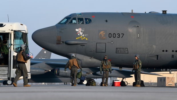 u-s-b-52-bombers-fly-over-persian-gulf-in-warning-to-iran