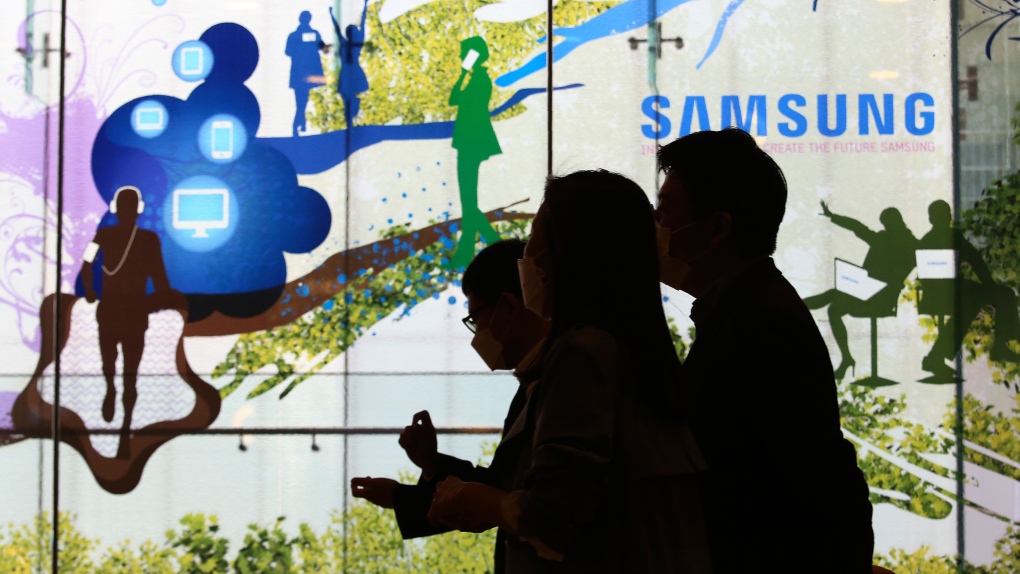 Samsung family donating mass art trove to smooth $10.8B inheritance tax  bill | CP24.com