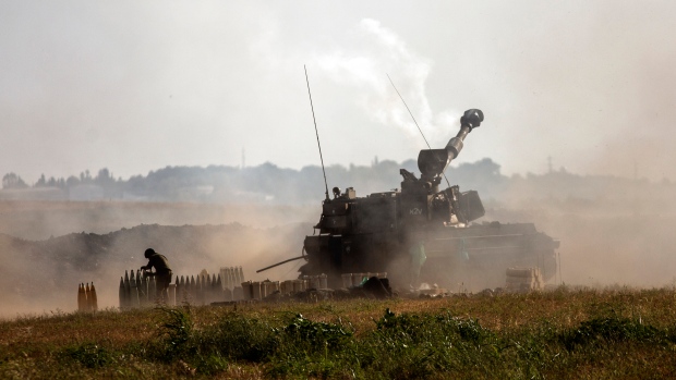 Israeli artillery