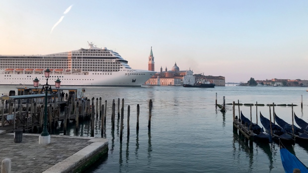 Venice cruise ships