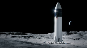 SpaceX moon lander