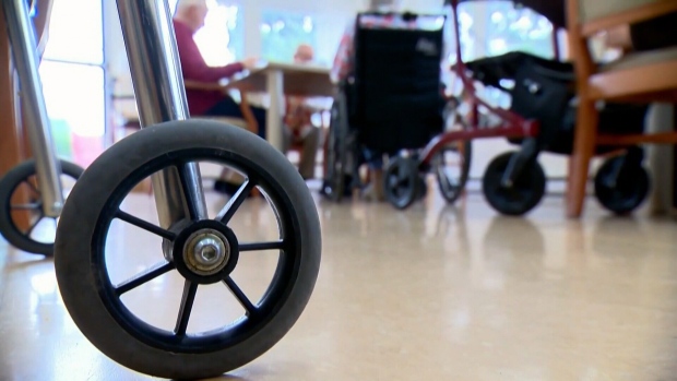Nearly 100 Ontario long-term care homes haven’t install air conditioning in all rooms