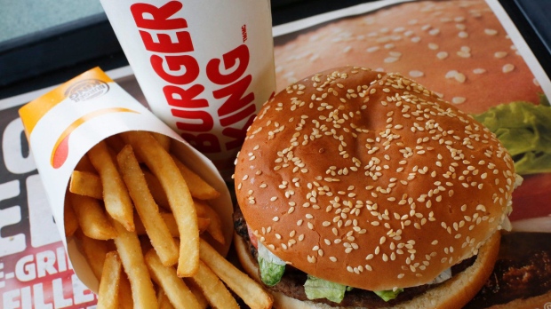RBI chce sprzedać udziały w Burger King Russia po tym, jak franczyzobiorca odmówił zakończenia działalności