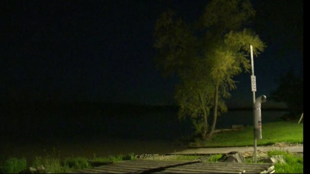 Police investigating discovery of human remains in river west of Niagara