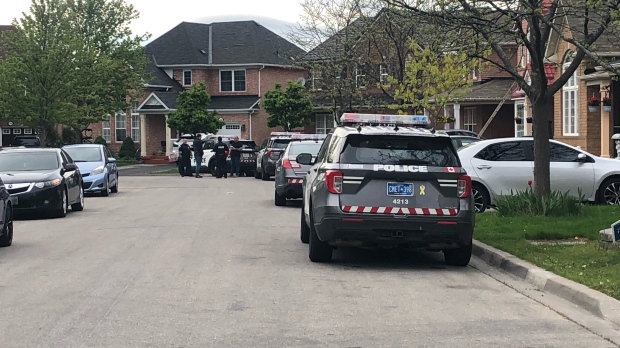 Police investigating two carjackings in Toronto in one-hour span