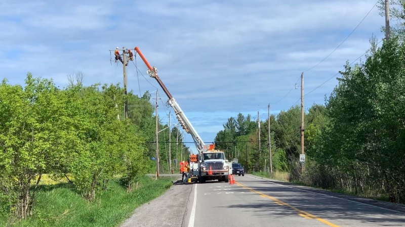 Hydro Ottawa says crews are working around the clock to restore power following Saturday's storm. Crews from the Greater Toronto Area, Kingston and New Brunswick will travel to the Ottawa area to help. (Shaun Vardon/CTV News Ottawa)