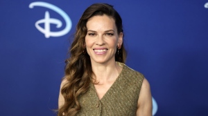 Hilary Swank attends the Disney 2022 Upfront presentation at Basketball City Pier 36 on Tuesday, May 17, 2022, in New York. (Photo by Charles Sykes/Invision/AP)