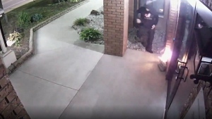 A suspect in two arson attempts at a Hamilton place of worship is shown. (Hamilton Police Service)