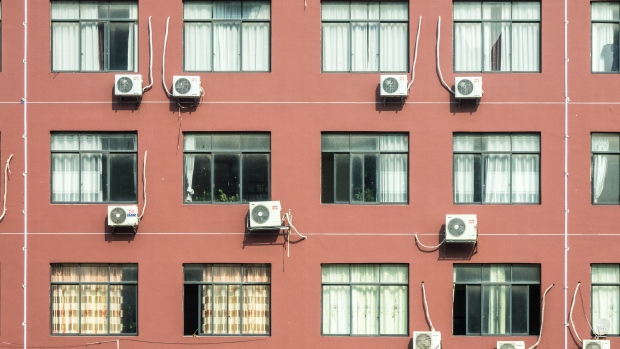 All tenants in Ontario should have air conditioning access: OHRC