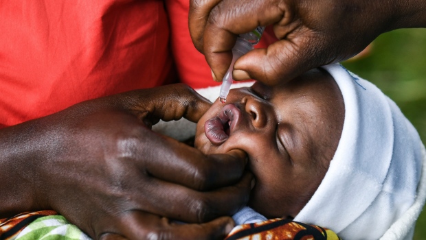 La poliomielitis en los EE. UU., el Reino Unido e Israel revela riesgos raros de la vacuna oral