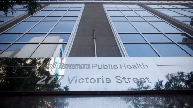 El edificio de salud pública de Toronto se vende a TMU, los trabajos se reubicarán
