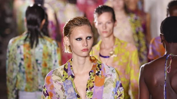 Dries Van Noten ready-to-wear S/S 2023 collection