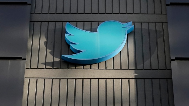 Twitter-gebruikers kunnen binnenkort een blauwe cheque krijgen voor een maandelijks bedrag van $ 7,99